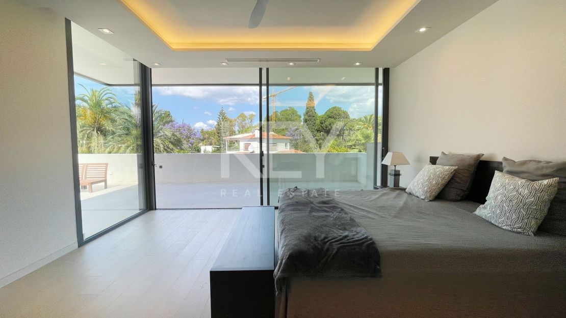 Villa de lujo contemporánea en La Carolina, Marbella Golden Mile