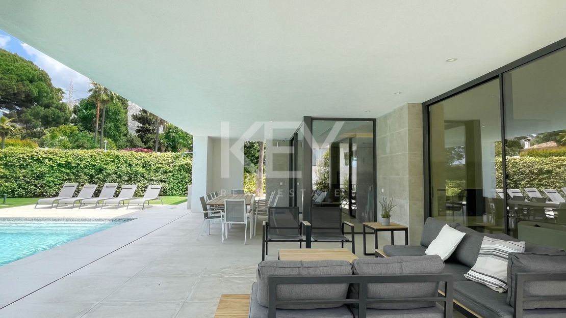 Villa de lujo contemporánea en La Carolina, Marbella Golden Mile