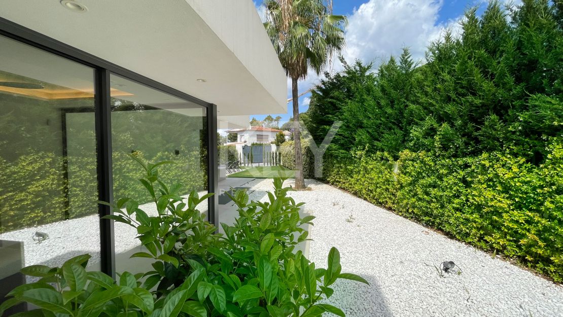 Villa de lujo contemporánea en La Carolina, Marbella Golden Mile