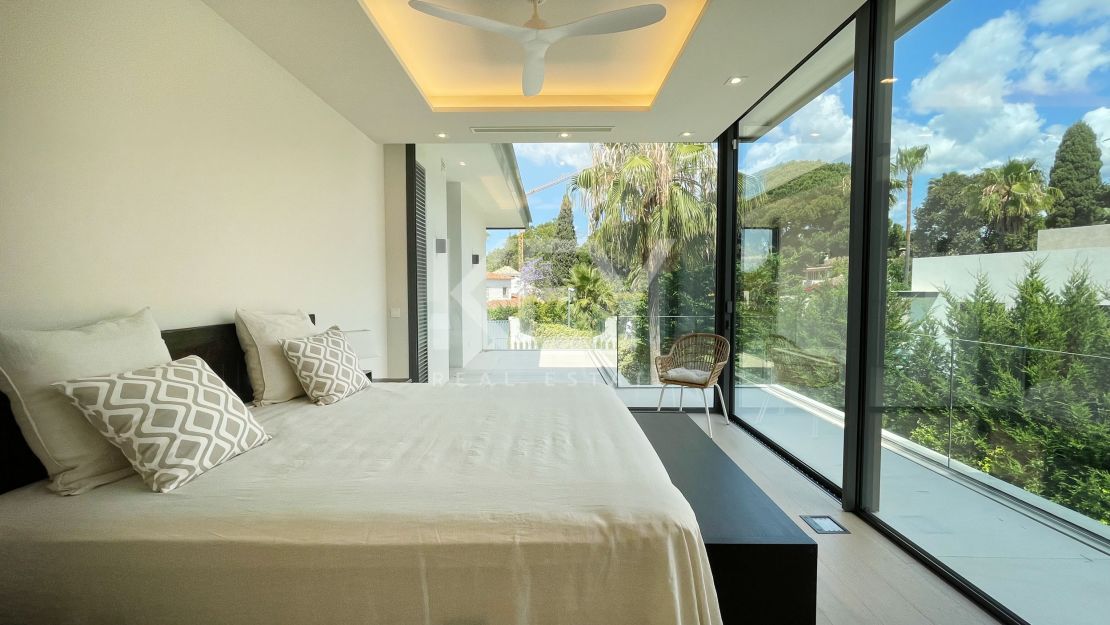 Villa de lujo contemporánea en La Carolina, Marbella Golden Mile