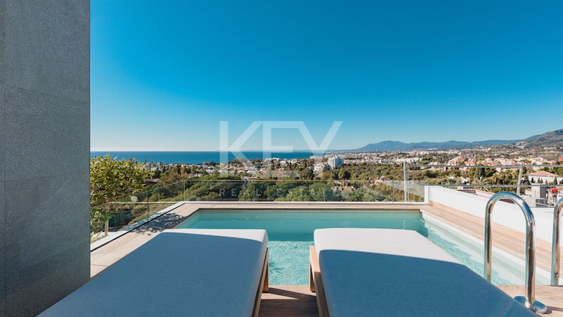 Fantástica villa adosada con impresionantes vistas en Río Real, Marbella