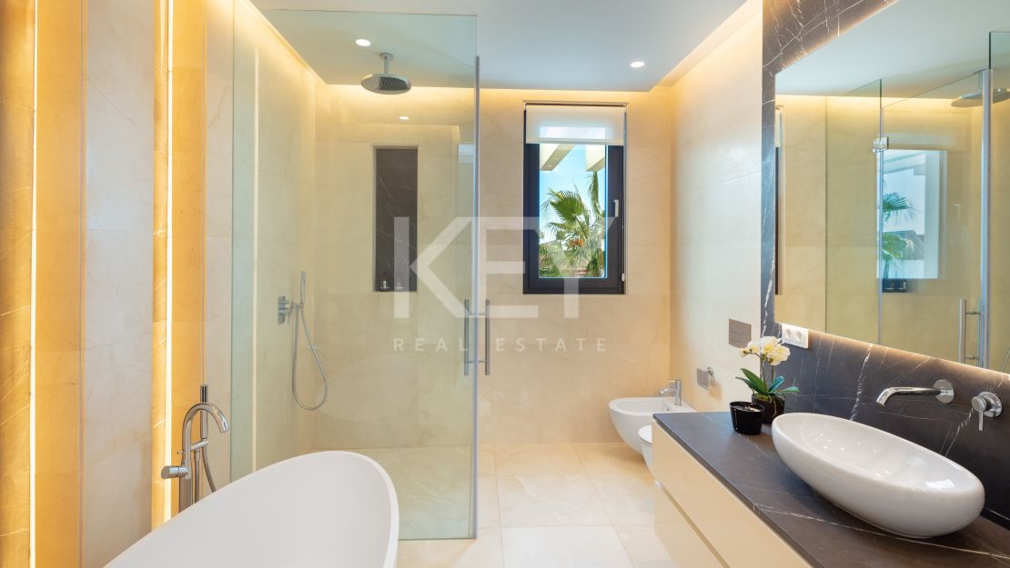 Impresionante villa moderna en La Cerquilla, Nueva Andalucía, Marbella