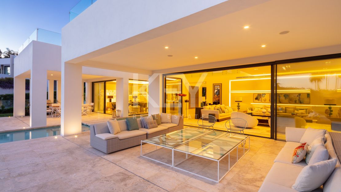 Impresionante villa moderna en La Cerquilla, Nueva Andalucía, Marbella