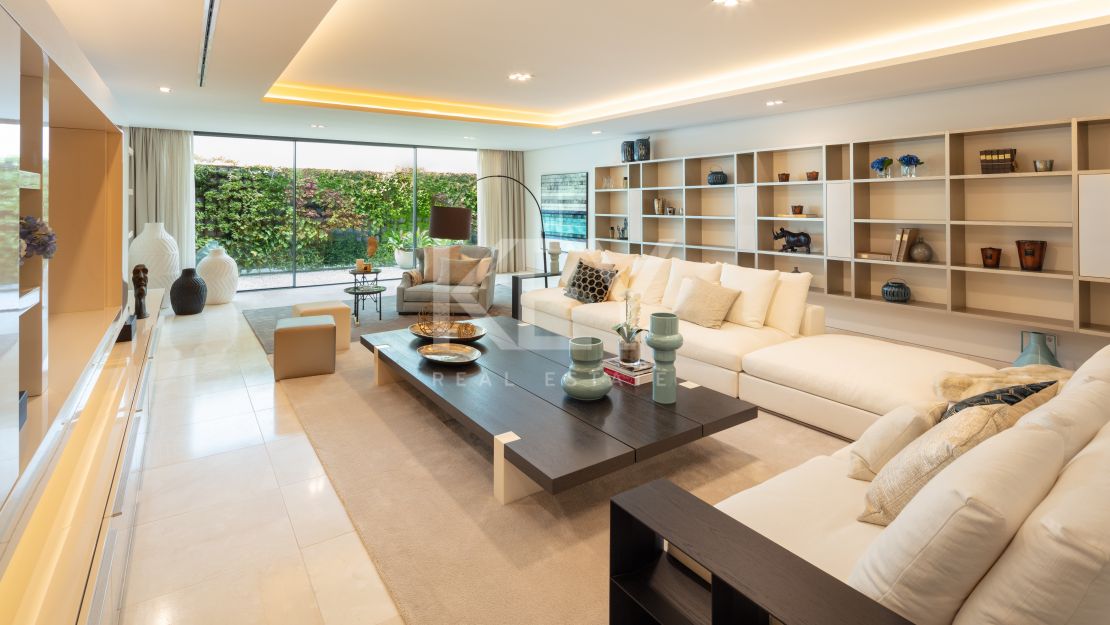 Impresionante villa moderna en La Cerquilla, Nueva Andalucía, Marbella