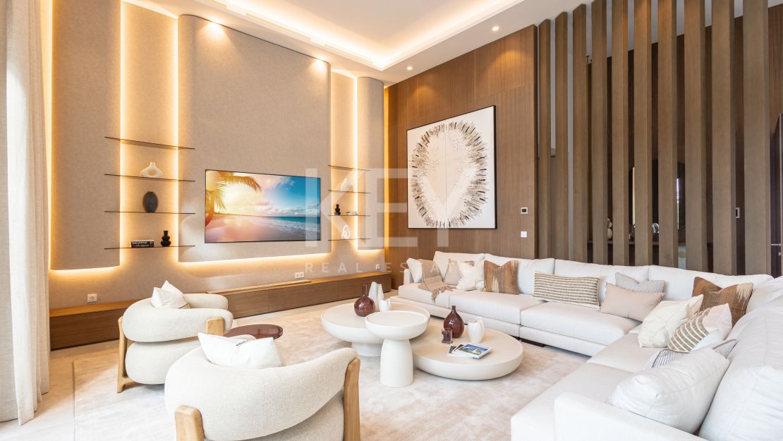 Villa De Obra Nueva En Venta En Nueva Andalucía, Marbella