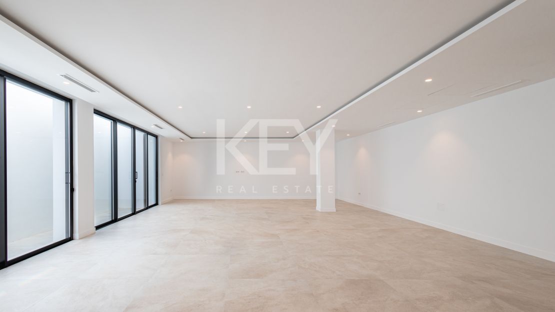 Villa De Obra Nueva En Venta En Nueva Andalucía, Marbella