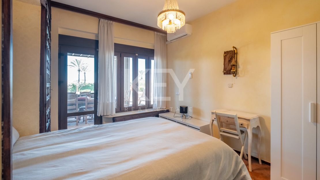 Frontline beach villa with big opportunity in La Reserva de los Monteros, Marbella East