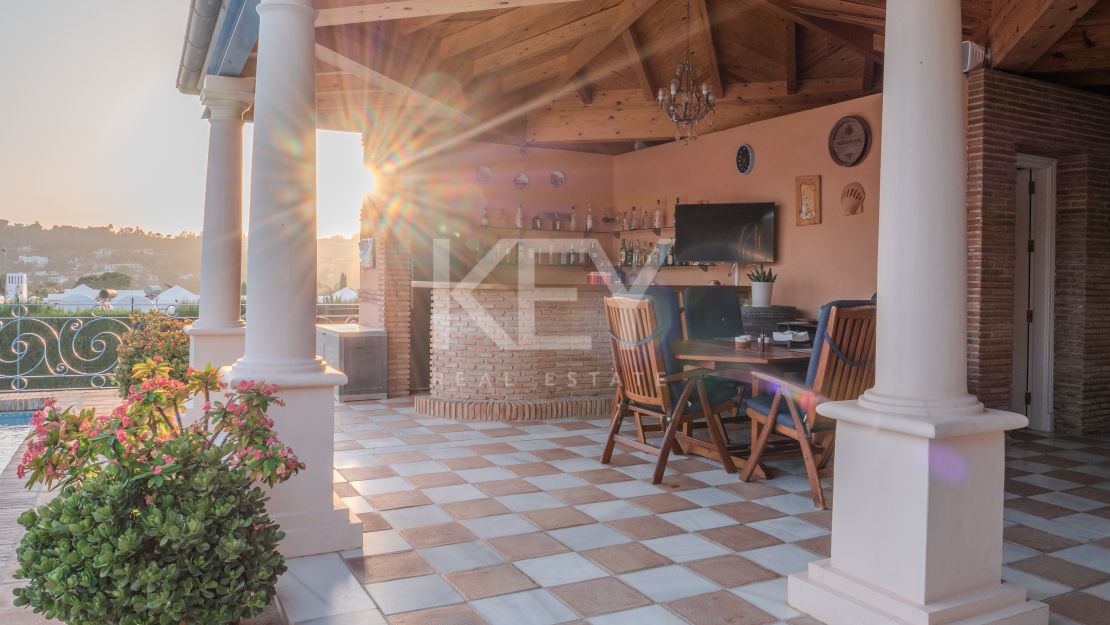 Впечатляющая вилла в Новой Андалусии, рядом с гольф-клубом Алоха