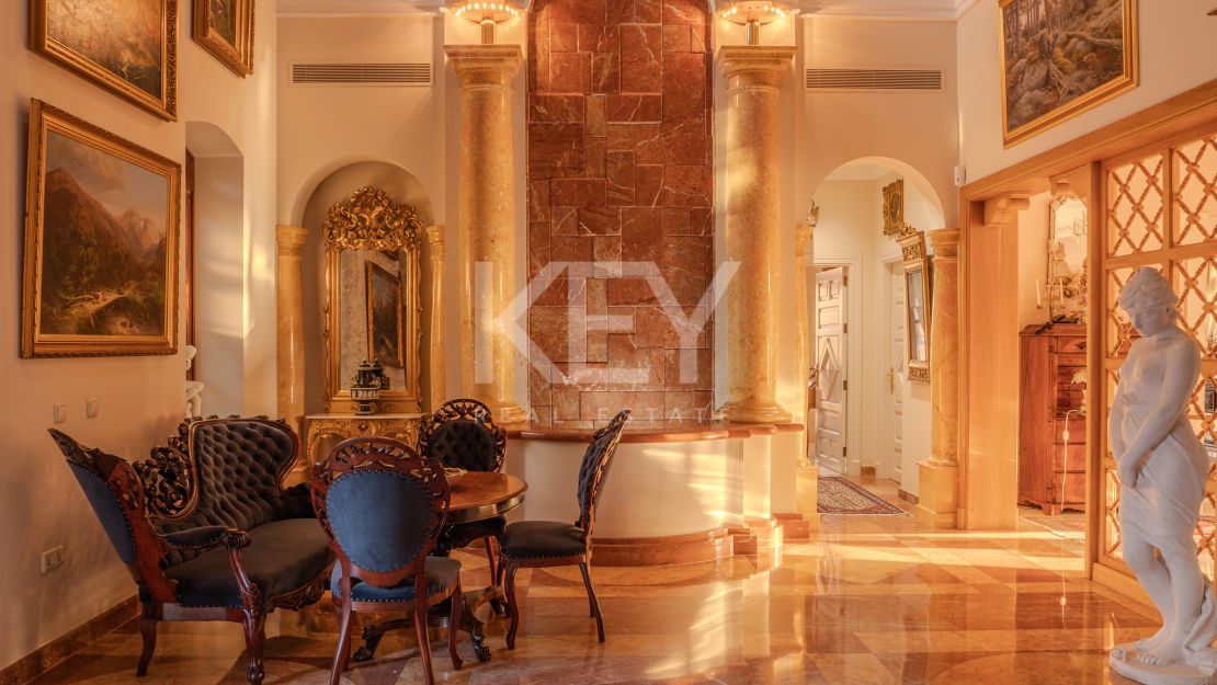 Впечатляющая вилла в Новой Андалусии, рядом с гольф-клубом Алоха