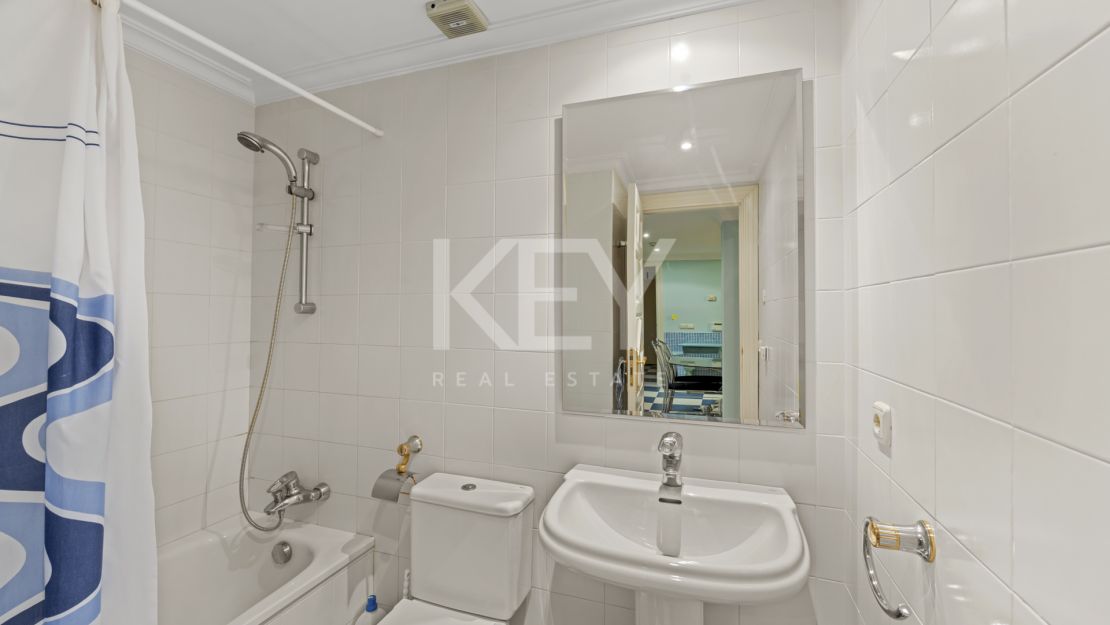 Впечатляющая вилла в Новой Андалусии, рядом с гольф-клубом Алоха