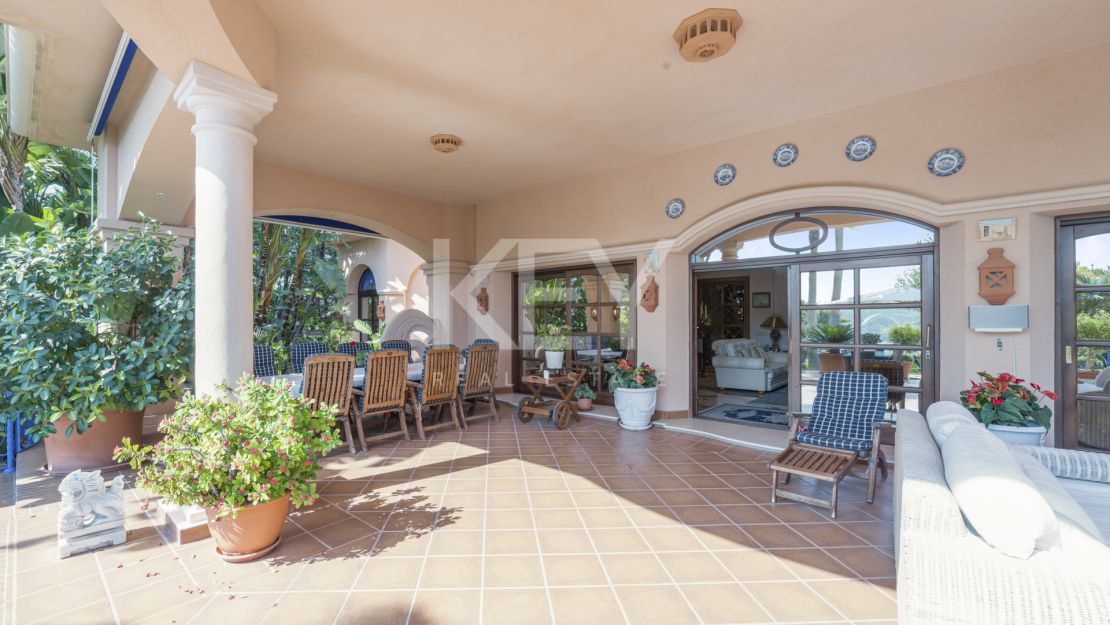 Впечатляющая вилла в Новой Андалусии, рядом с гольф-клубом Алоха