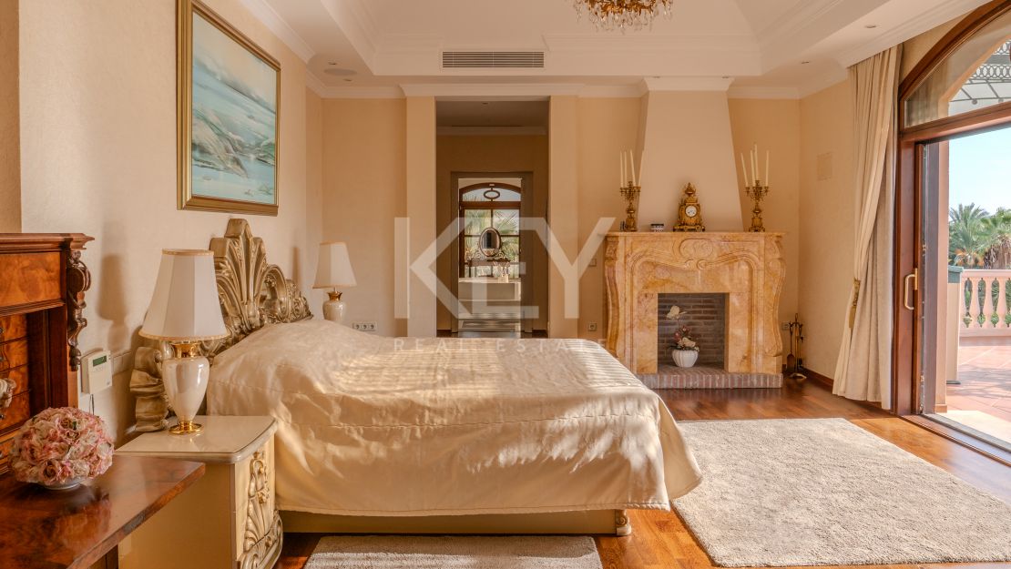 Впечатляющая вилла в Новой Андалусии, рядом с гольф-клубом Алоха