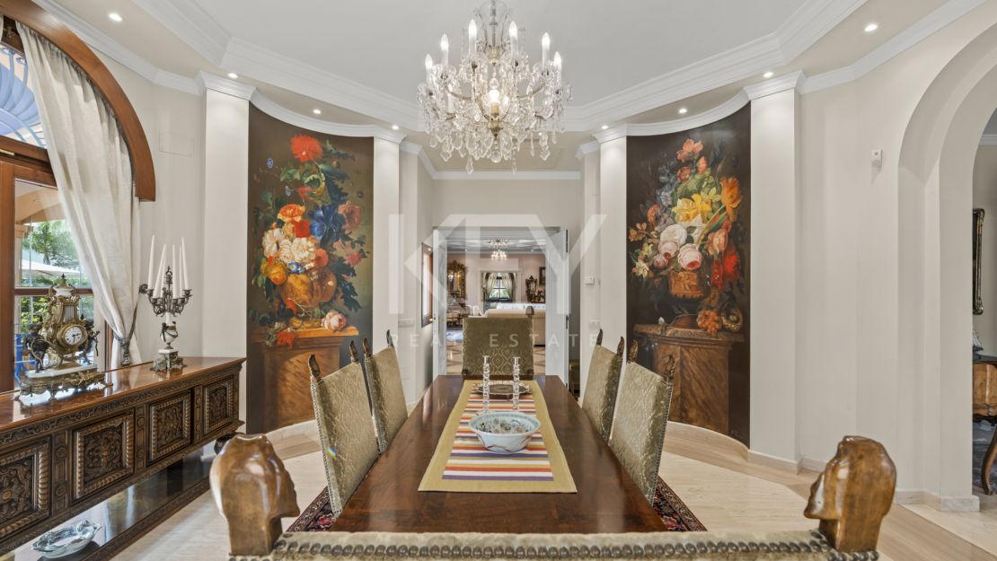 Впечатляющая вилла в Новой Андалусии, рядом с гольф-клубом Алоха