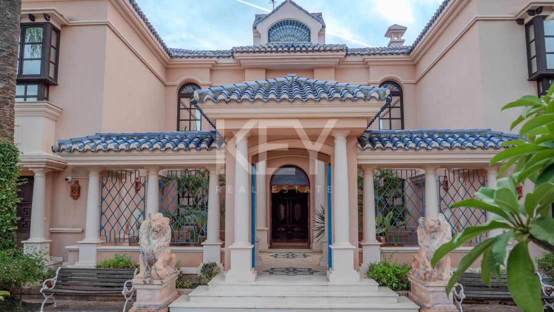 Впечатляющая вилла в Новой Андалусии, рядом с гольф-клубом Алоха