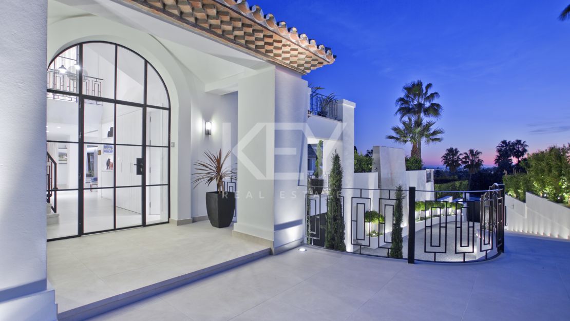 Stunning contemporary villa with sea and golf views, Nueva Andalucia