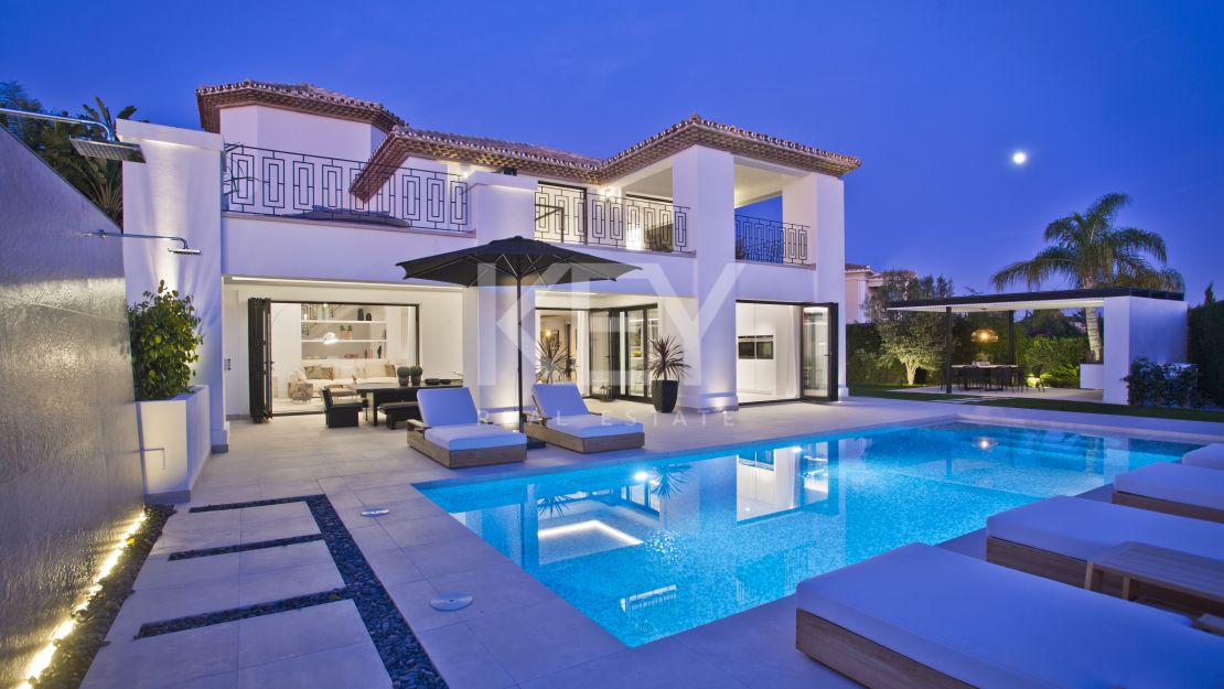 Stunning contemporary villa with sea and golf views, Nueva Andalucia