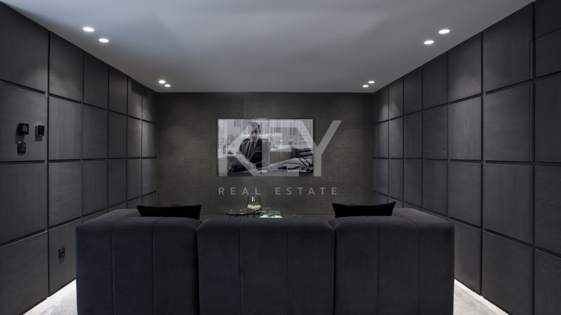 Stunning contemporary villa with sea and golf views, Nueva Andalucia