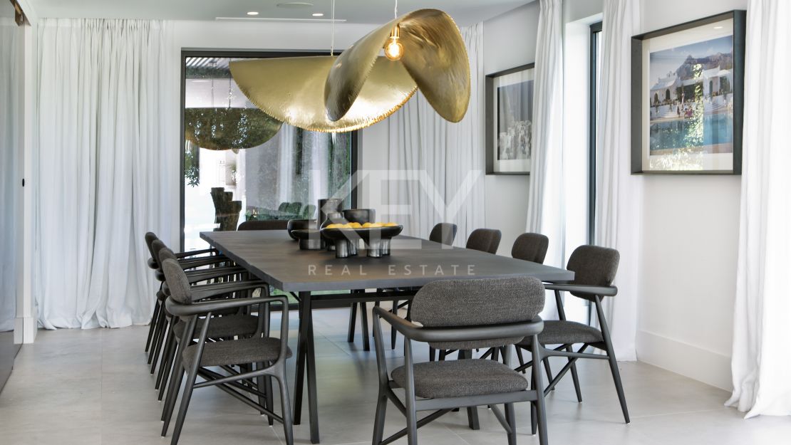 Stunning contemporary villa with sea and golf views, Nueva Andalucia