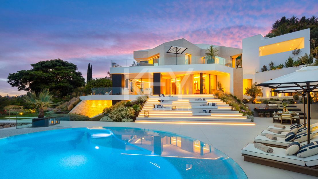 Villa Golden: Marvelous villa for holiday rentals in El Herrojo, Benahavis 