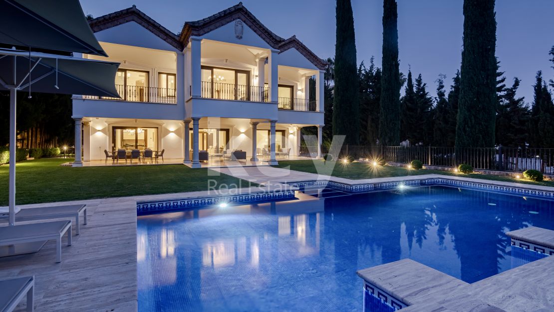 Villa Eloise: holiday rentals villa with sea views in Golden Mile, Marbella