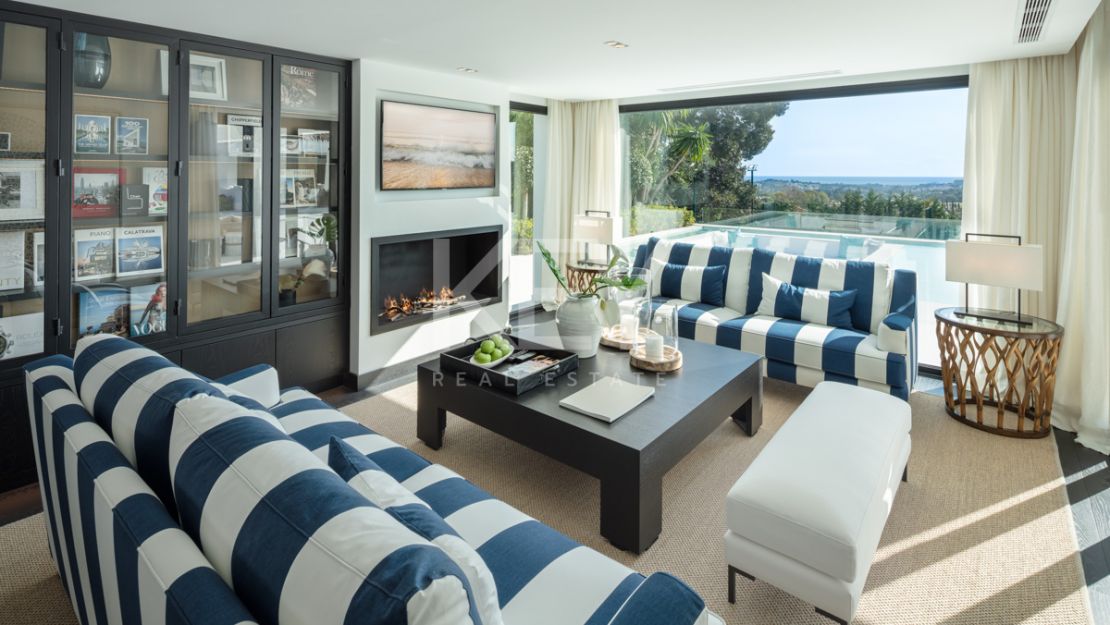 Villa Amanda: Amazing sea views luxury villa in Nueva Andalucia, Marbella