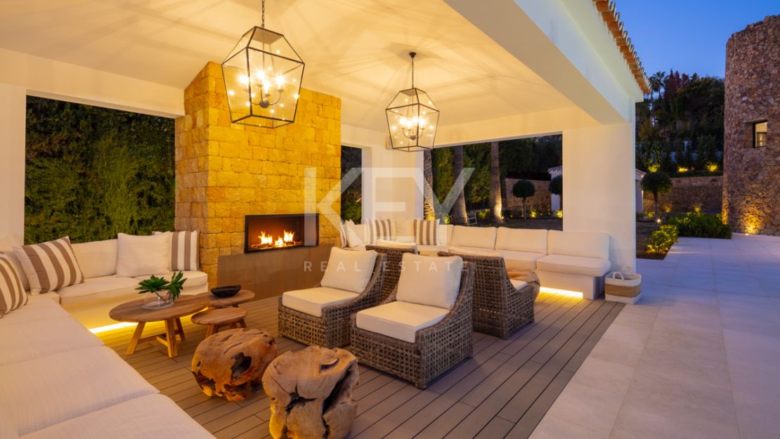 Villa Amanda: Amazing sea views luxury villa in Nueva Andalucia, Marbella