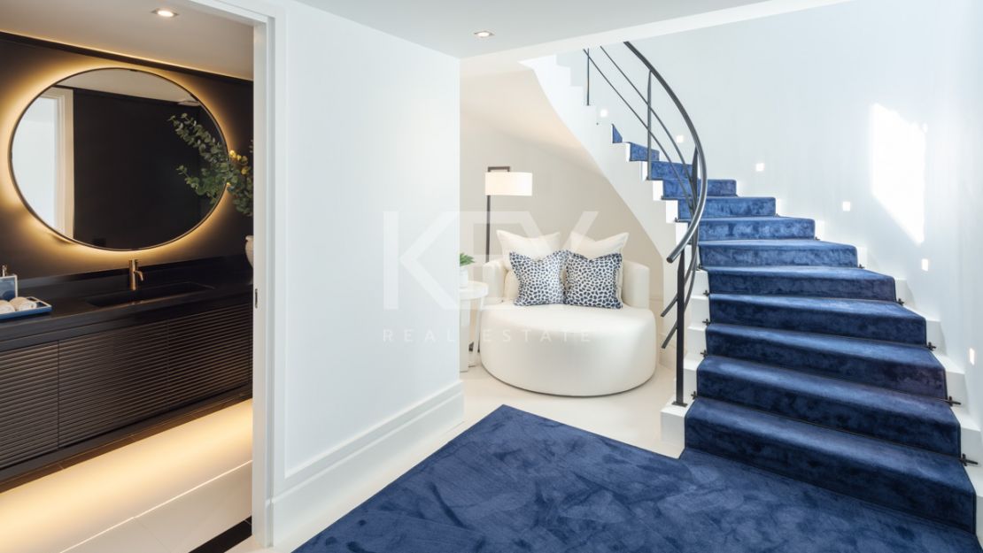 Villa Amanda: Amazing sea views luxury villa in Nueva Andalucia, Marbella