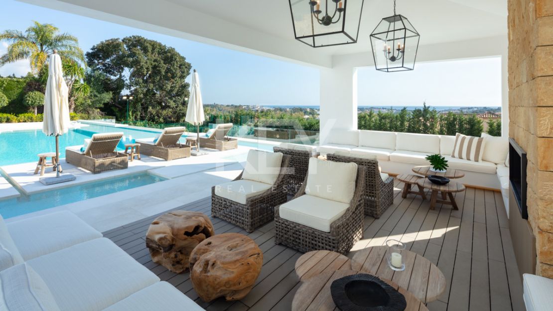 Villa Amanda: Amazing sea views luxury villa in Nueva Andalucia, Marbella