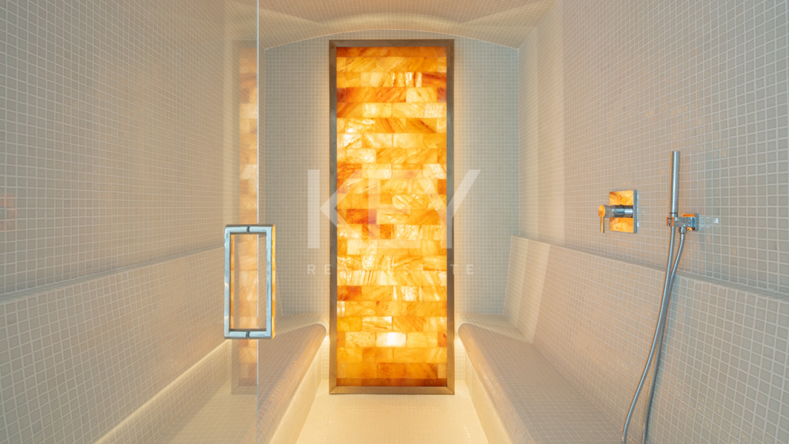 Villa Amanda: Amazing sea views luxury villa in Nueva Andalucia, Marbella