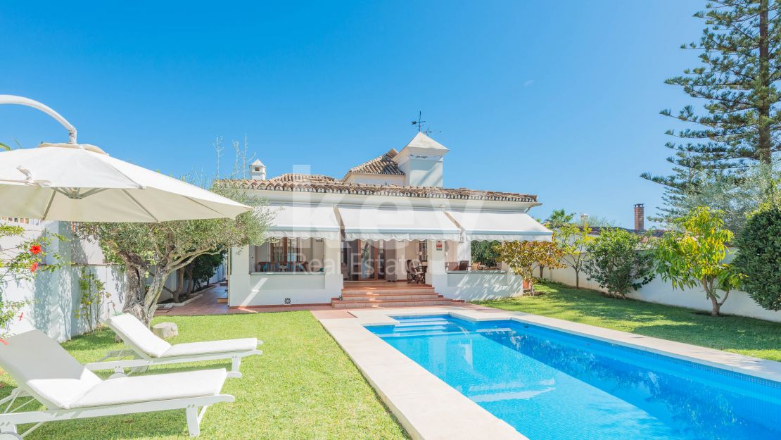 Beautiful villa close to the beach in Casablanca, Golden Mile, Marbella