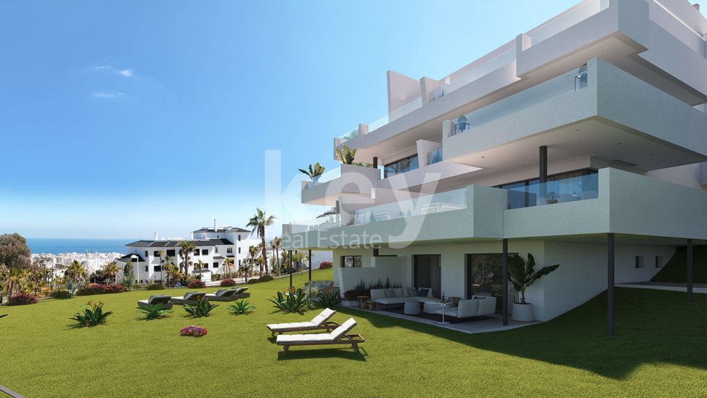 Sea views apartment in sophisticated gated community, Estepona Hills