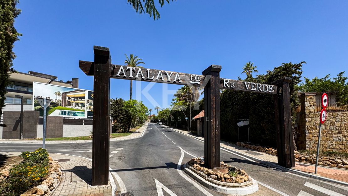 Prime residential Plot next to Puerto Banús in Atalaya de Rio Verde