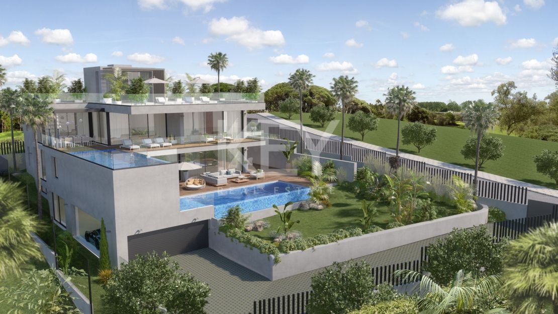 Luxury panoramic sea views villa in Cabopino golf, Marbella