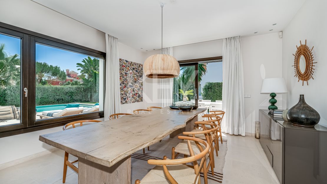 Villa Grecia: luxury villa in Altos de Puente Romano, Golden Mile 