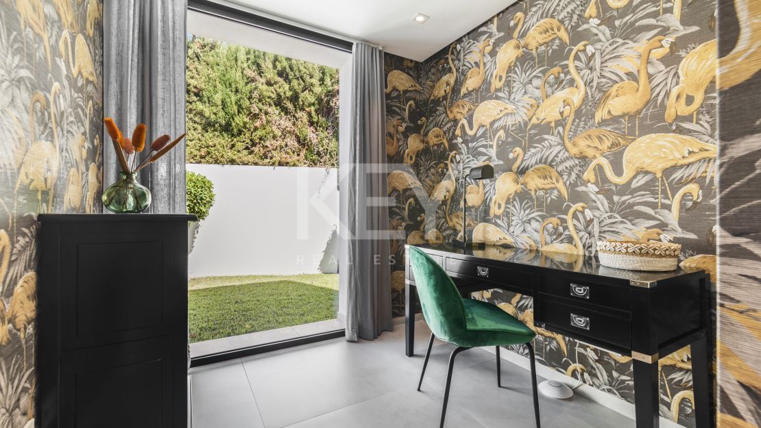 Villa Cannes: Your Serene Haven for Holiday Rentals in Nueva Andalucia, Marbella