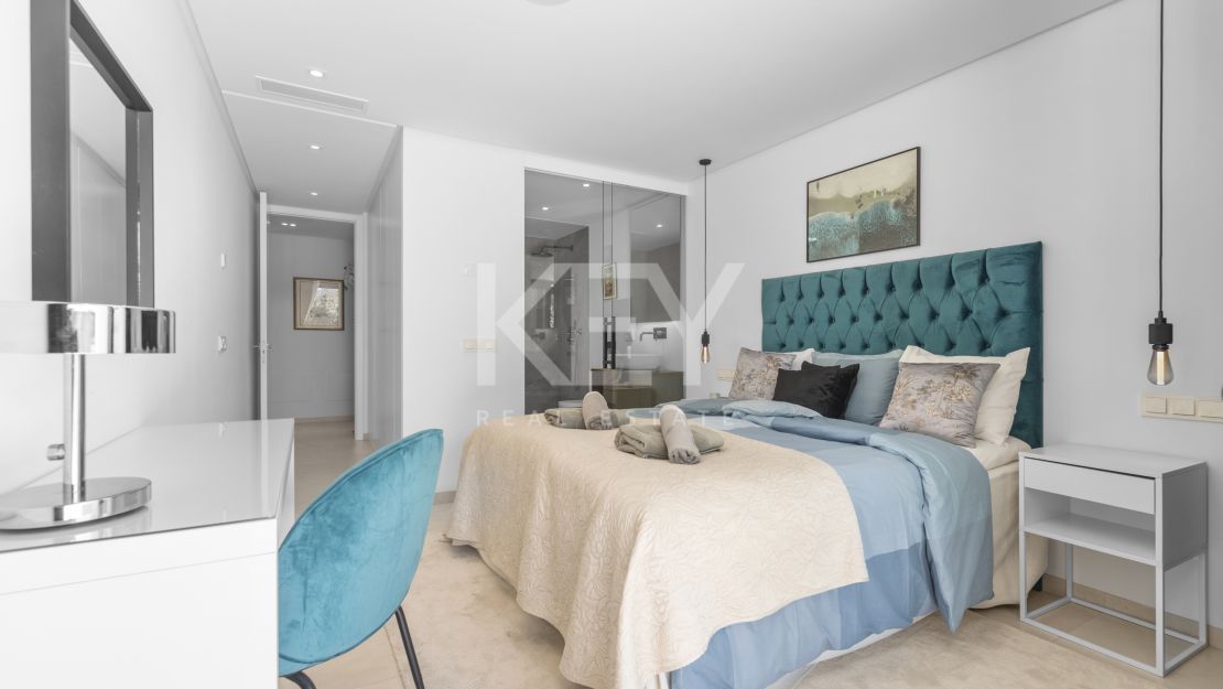 Villa Cannes: Your Serene Haven for Holiday Rentals in Nueva Andalucia, Marbella