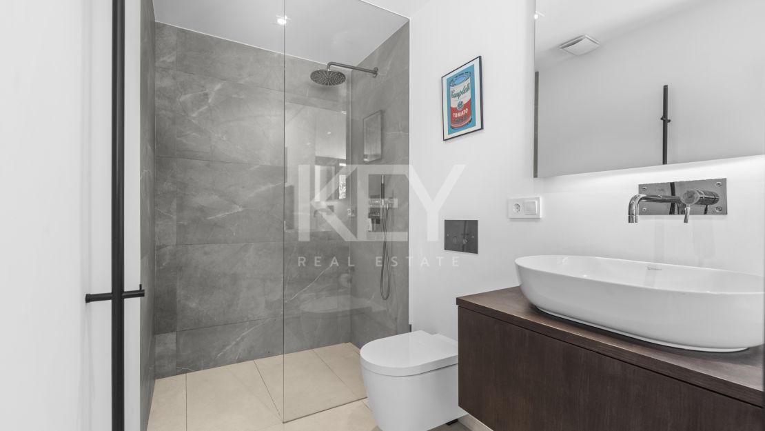 Villa Cannes: Your Serene Haven for Holiday Rentals in Nueva Andalucia, Marbella