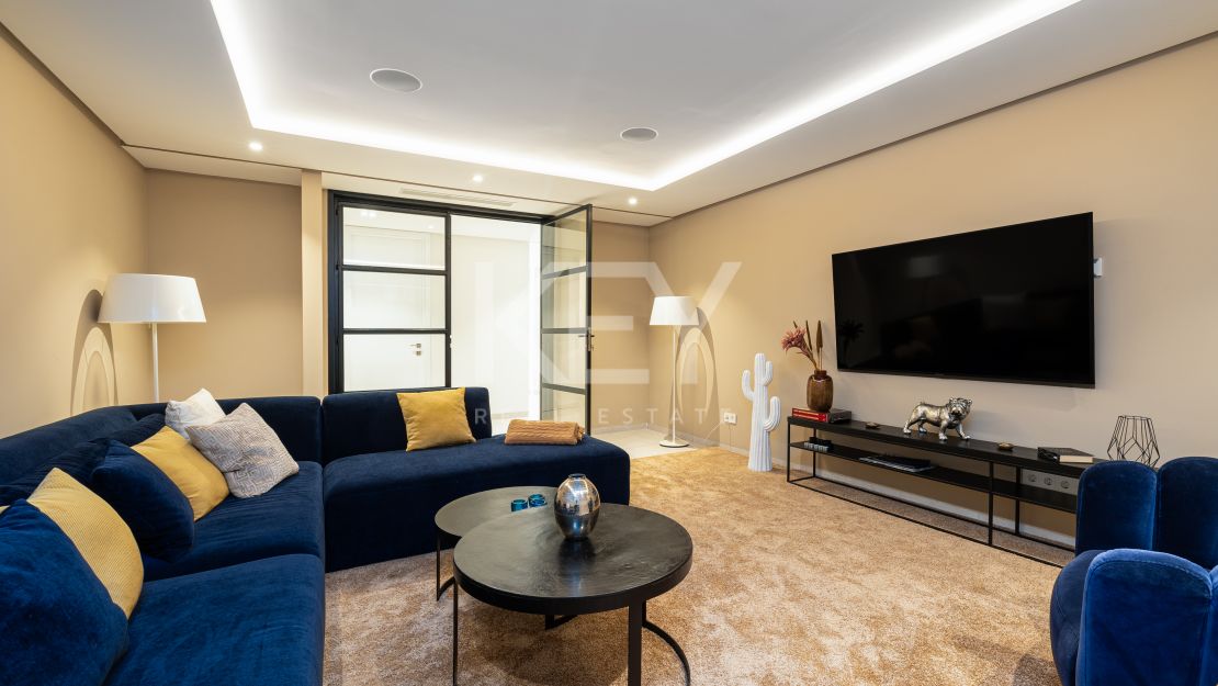 Villa Cannes: Your Serene Haven for Holiday Rentals in Nueva Andalucia, Marbella