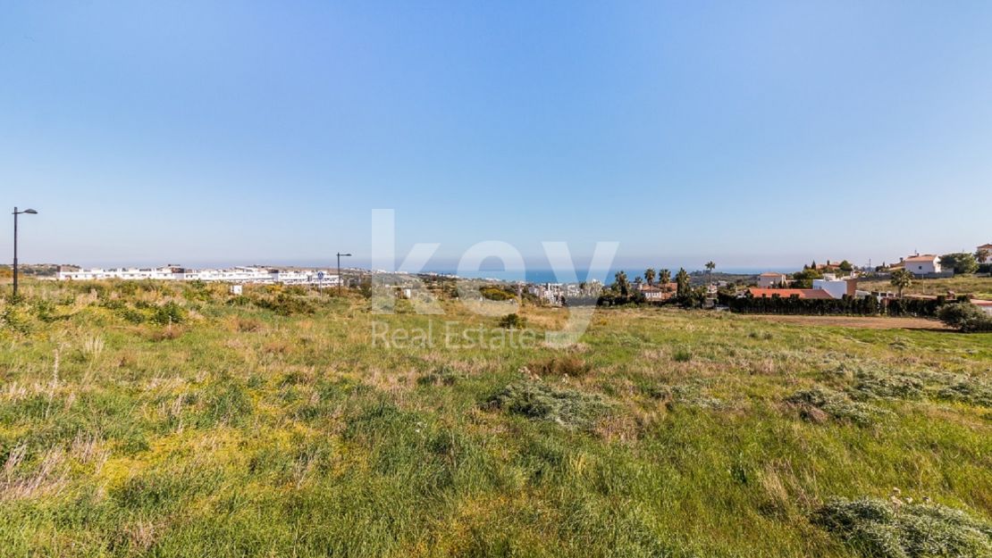 PLOT FOR SALE IN VALLE ROMANO GOLF, MOUNTAIN VIEWS!