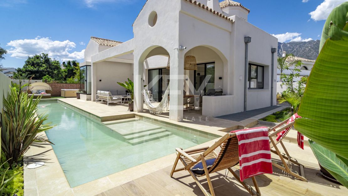 Villa Venice Beach: beachside villa in Golden Mile, Marbella