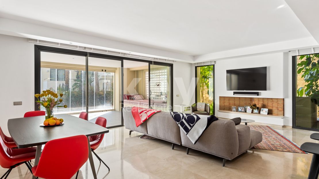 Luxury ground floor apartment in Golden Mile, Marbella