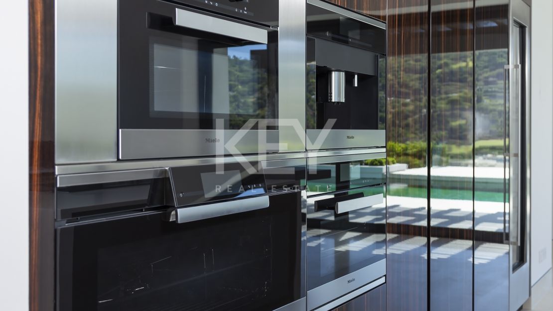 Выдающаяся роскошная вилла в Ла Загалета, Бенахавис