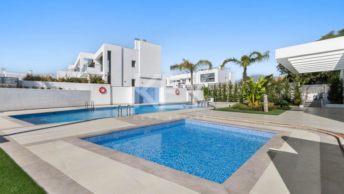 Sea views modern house in Guadalmina Alta, San Pedro