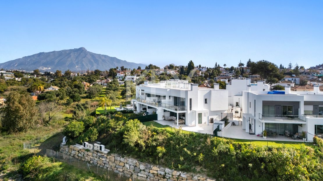 Sea views modern house in Guadalmina Alta, San Pedro