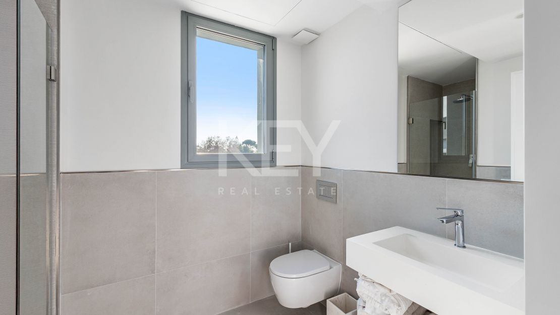 Sea views modern house in Guadalmina Alta, San Pedro