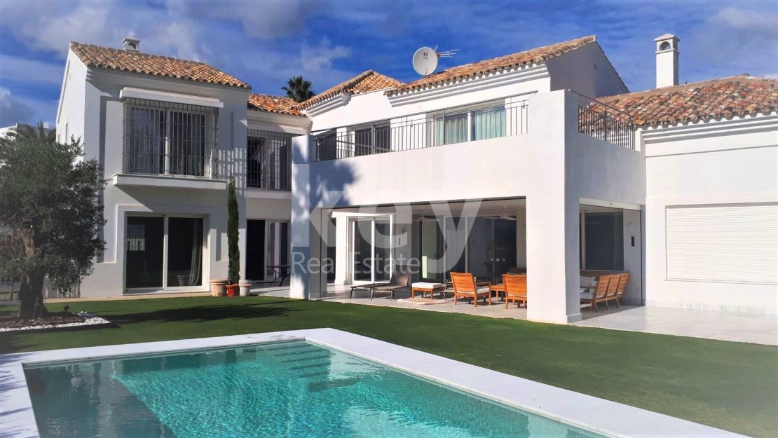 Villa Karma: Villa for rent on beach side