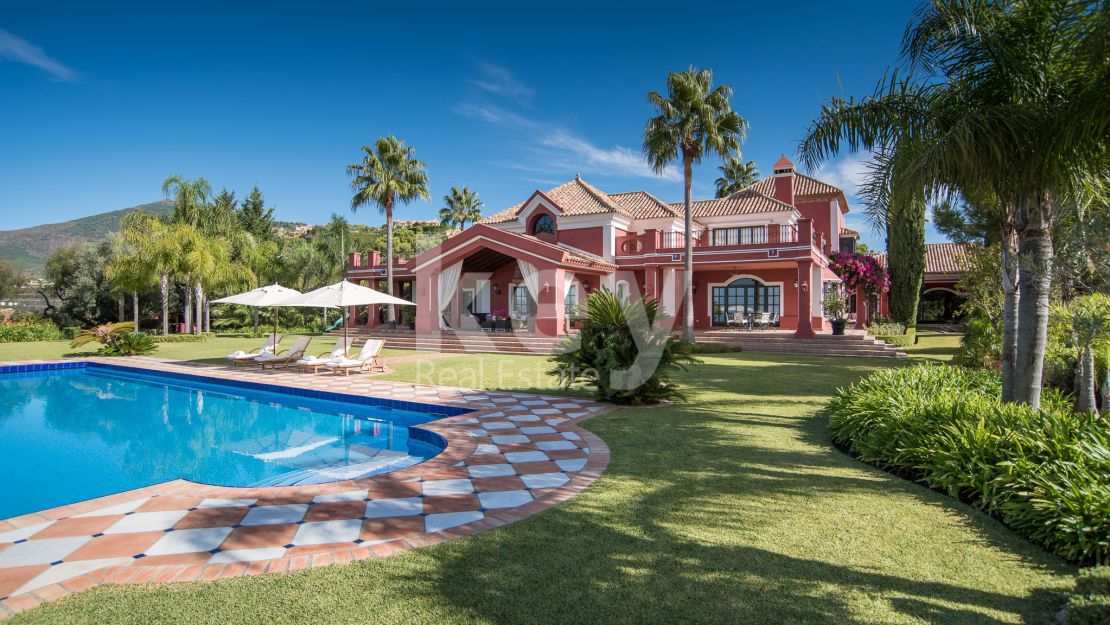 VILLA KIRA: Prestigious Short-Term Rental Villa in La Zagaleta, Benahavis