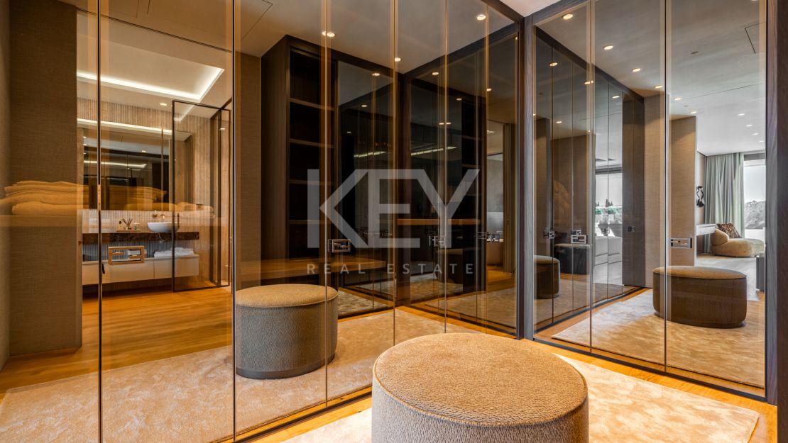 Stunning sea views Sky Villa furnished by FENDI CASA in privileged location, The Golden Mile