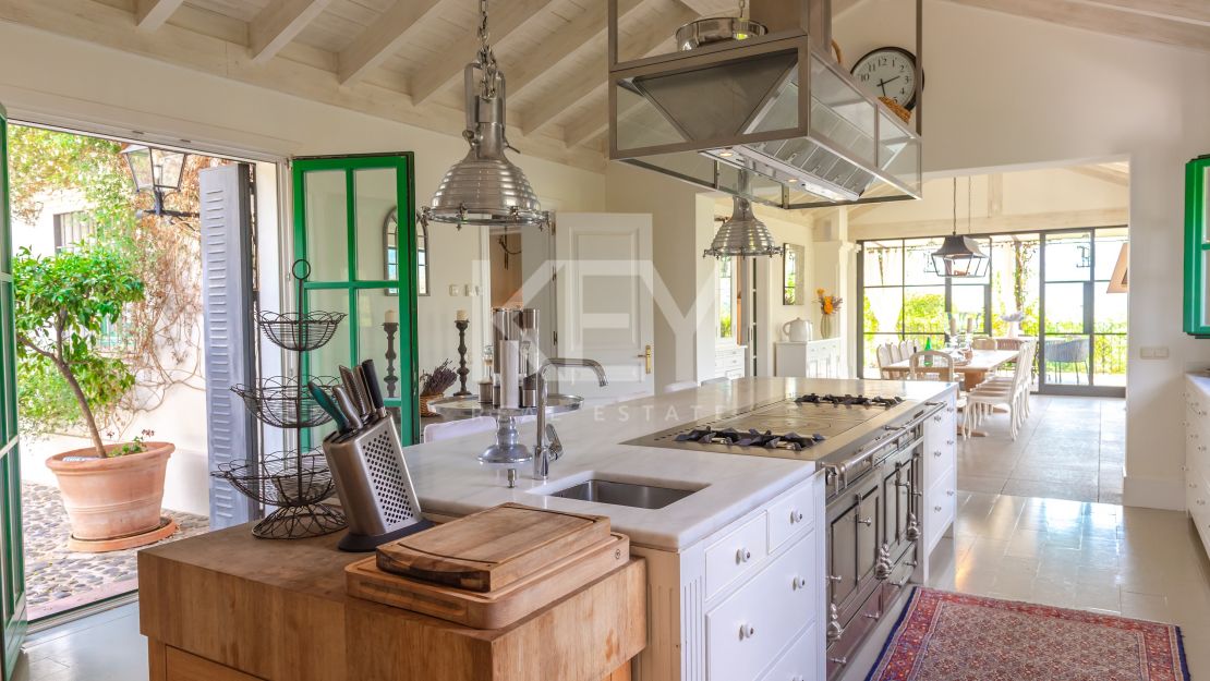 Вилла Эвергрин: ваш идеальный вариант краткосрочной аренды в Ла Загалета, Бенахавис