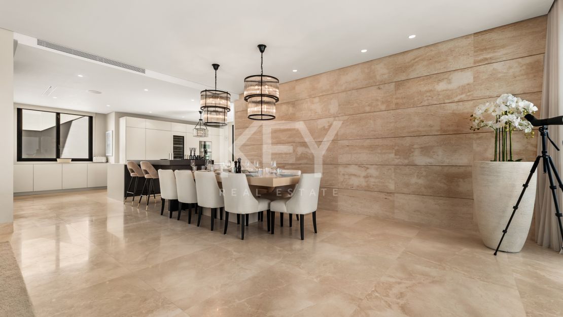 Luxury Holiday Villa for Rent in El Paraíso Alto, Benahavís
